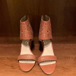 Light brown wedges with good details ( brand new)